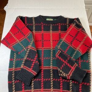 American Eagle Outfitters Red and Green Plaid Wool Crewneck Sweater